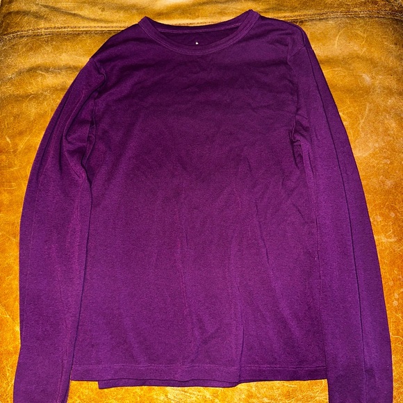 Medium Long Sleeve - Picture 1 of 1